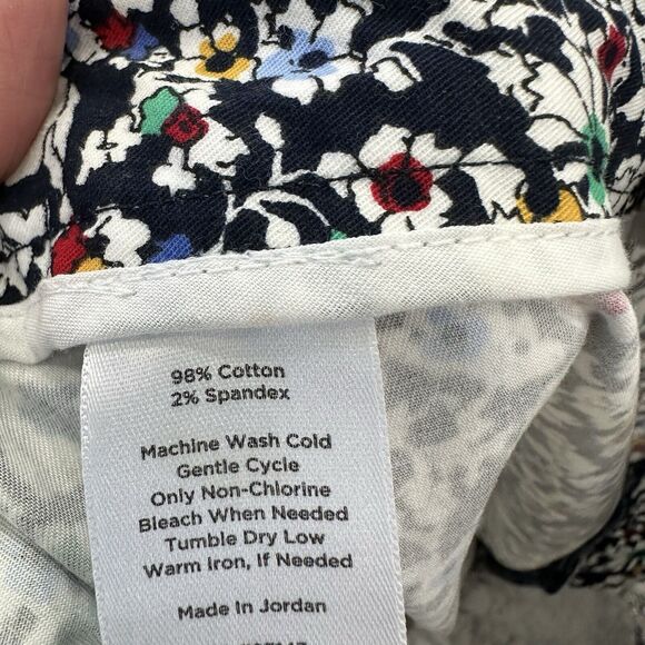 Talbots Signature Crop Chino Pants 8 Women's Blue Ditsy Floral Navy Casual NEW - Picture 6 of 10